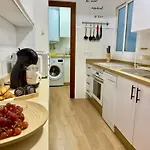 Angeles Apartment *